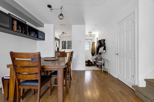 Salle à manger - 1527Z Boul. De La Grande-Allée, Boisbriand, QC 