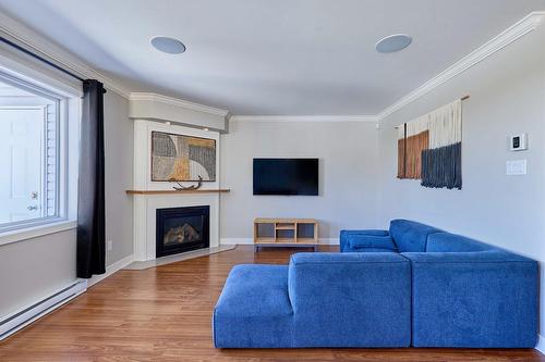 Salon - 1008 Boul. Maisonneuve, Saint-Jérôme, QC - Indoor Photo Showing Living Room With Fireplace