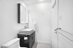 Ensuite bathroom - 