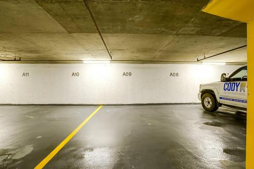 Garage - 1507-295 Boul. St-Joseph, Gatineau (Hull), QC - Indoor Photo Showing Garage