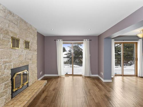 191 Skyline Avenue, Thunder Bay, ON - Indoor Photo Showing Living Room With Fireplace