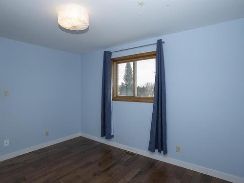 191 Skyline Avenue, Thunder Bay, ON - Indoor Photo Showing Other Room