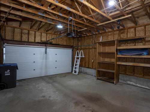 191 Skyline Avenue, Thunder Bay, ON - Indoor Photo Showing Garage