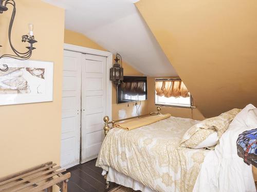 502 Norah Street S, Thunder Bay, ON - Indoor Photo Showing Bedroom