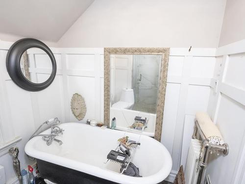 502 Norah Street S, Thunder Bay, ON - Indoor Photo Showing Bathroom