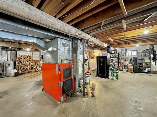 2353 Reddit Road, Kenora, ON - Indoor Photo Showing Basement