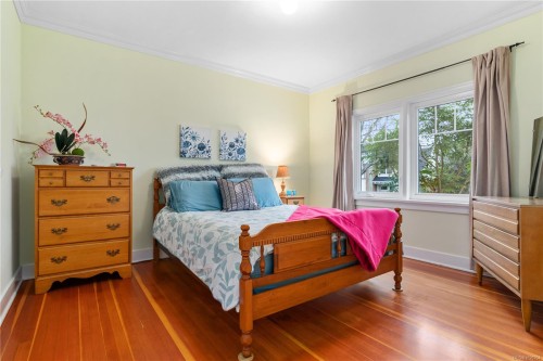 1020 Falkland Rd, Oak Bay, BC 