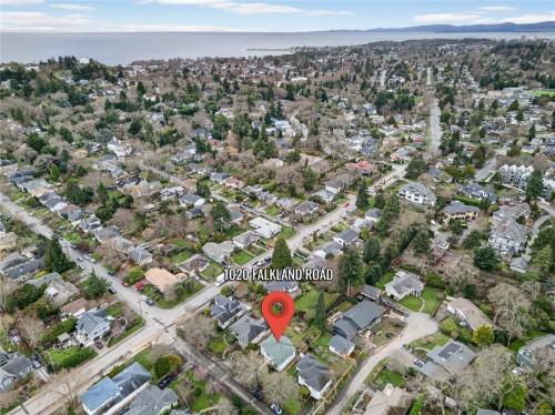 1020 Falkland Rd, Oak Bay, BC 