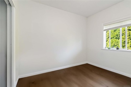 808 Jagdeep Pl, Saanich, BC 