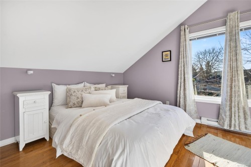 2156 Eardley Rd, Campbell River, BC 