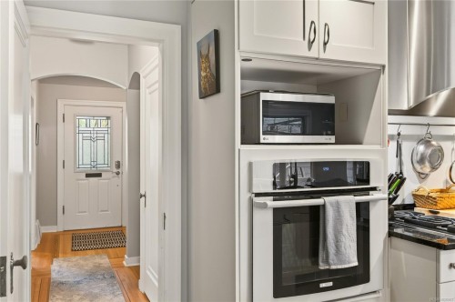 225 Stewart Ave, Nanaimo, BC 