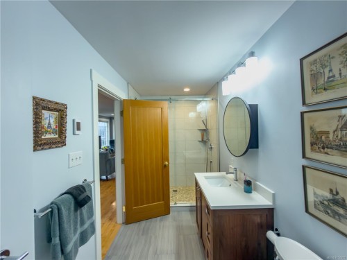 1560 Joan Ave, Crofton, BC 