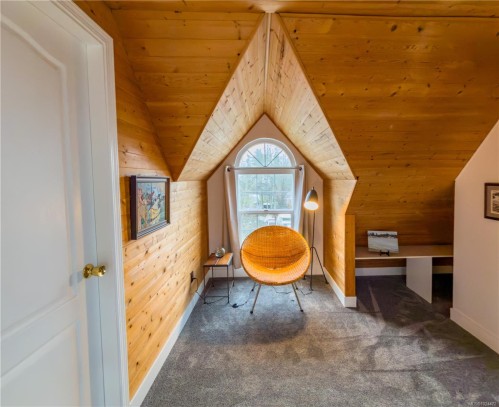 1560 Joan Ave, Crofton, BC 