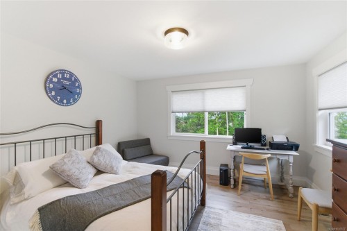 3589 Clifcoe Rd, Ladysmith, BC 