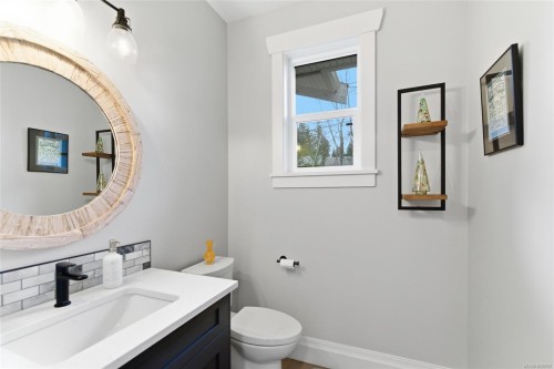 3589 Clifcoe Rd, Ladysmith, BC 