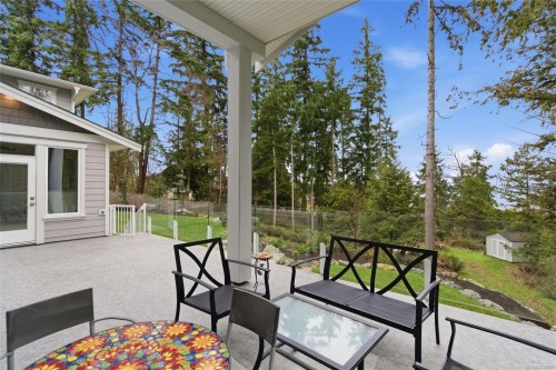 3589 Clifcoe Rd, Ladysmith, BC 