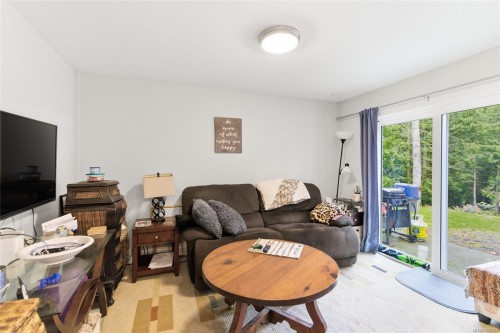 3589 Clifcoe Rd, Ladysmith, BC 