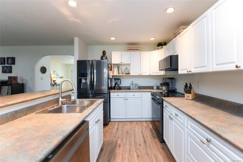 937 Malahat Dr, Courtenay, BC 