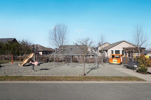 43-2607 Kendal Ave, Cumberland, BC 