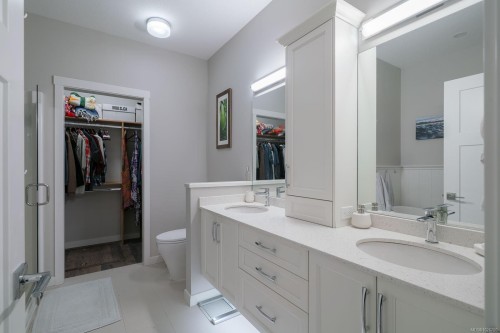 4117 Emerald Woods Pl, Nanaimo, BC 