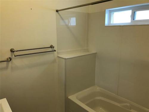 283 Horace St, Winnipeg, MB 