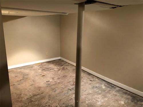 283 Horace St, Winnipeg, MB 