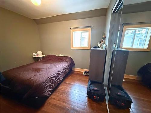 283 Horace St, Winnipeg, MB 