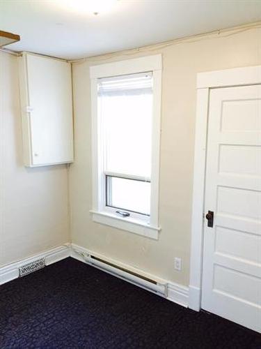 371 St John'S Ave, Winnipeg, MB 