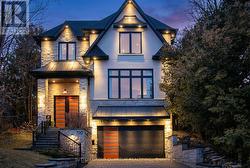 700 HILLCREST ROAD Pickering, ON L1W 2P1