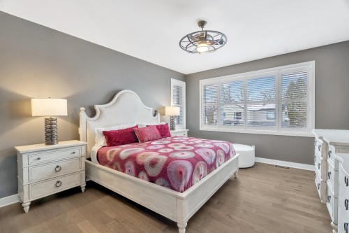 Master Bedroom - 13 Av. Boisbriand, Senneville, QC - Indoor Photo Showing Bedroom