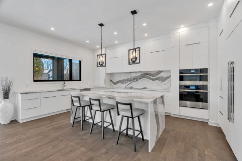 Kitchen - 13 Av. Boisbriand, Senneville, QC - Indoor