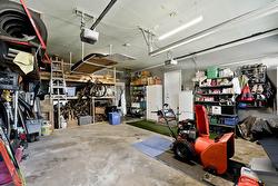 Garage - 