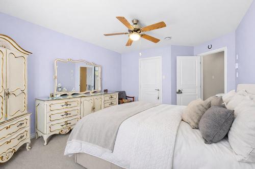 Primary bedroom - 302-2525 Rue Dutrisac, Vaudreuil-Dorion, QC - Indoor Photo Showing Bedroom