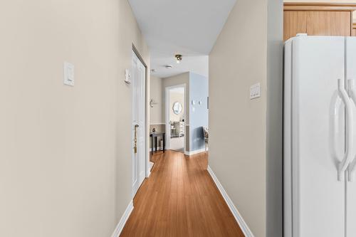 Den - 302-2525 Rue Dutrisac, Vaudreuil-Dorion, QC - Indoor Photo Showing Other Room