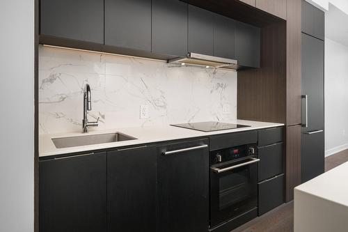 Kitchen - 3412-1188 Rue St-Antoine O., Montréal (Ville-Marie), QC - Indoor Photo Showing Kitchen