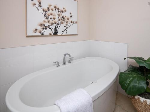 208 220 Waterfront Drive, Bedford, NS 