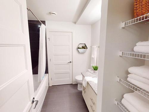 504 15 Kings Wharf Place, Dartmouth, NS 