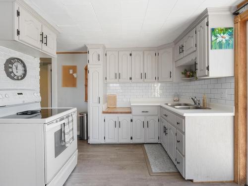 90 Oak Park Road, East Pubnico, NS 