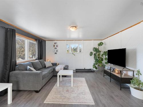 90 Oak Park Road, East Pubnico, NS 