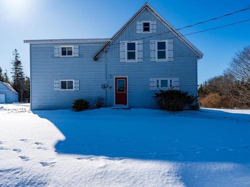 90 Oak Park Road, East Pubnico, NS 