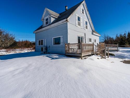 90 Oak Park Road, East Pubnico, NS 