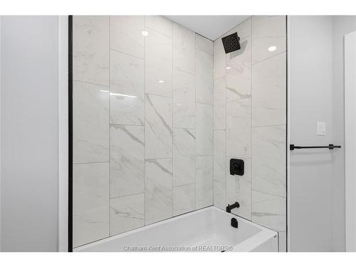 7 Oxley Drive, Chatham, ON 