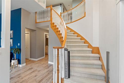 1098 North Glen Drive, Kamloops, BC - Indoor Photo Showing Other Room