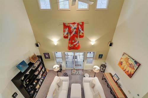 3605 Luxmoore Road, Kelowna, BC - Indoor Photo Showing Other Room