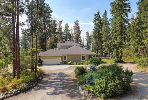 3605 Luxmoore Road, Kelowna, BC - Outdoor With Deck Patio Veranda