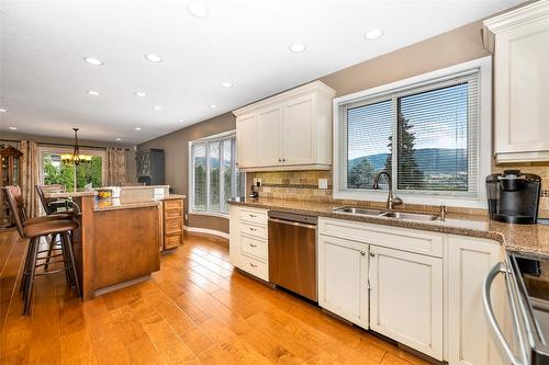 6463 Blue Jay Road, Vernon, BC - Indoor Photo Showing Kitchen With Double Sink