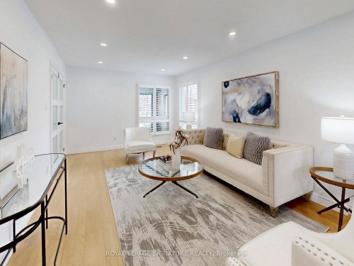 65 Fordcombe Crescent, Markham, ON - Indoor Photo Showing Living Room