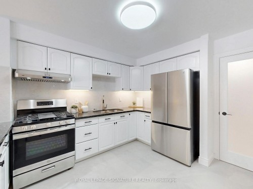 65 Fordcombe Crescent, Markham, ON - Indoor Photo Showing Kitchen