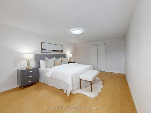 65 Fordcombe Crescent, Markham, ON - Indoor Photo Showing Bedroom