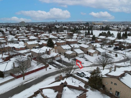 65 Fordcombe Crescent, Markham, ON - Outdoor With View